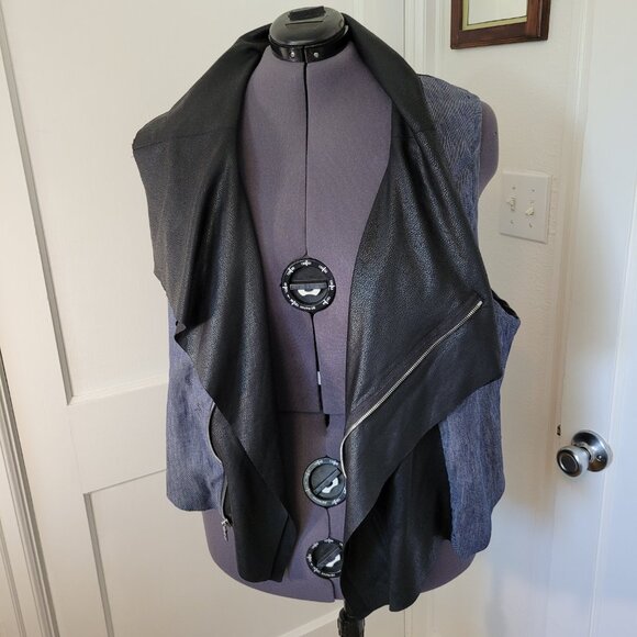 Karen Kane Vest Womens Plus 2X Blue Denim Black Faux Leather Moto Made in USA - Picture 14 of 14